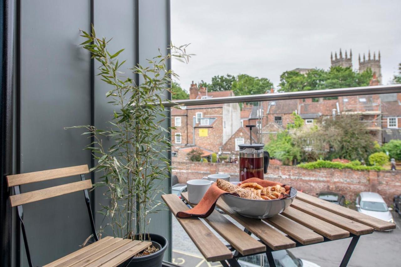 The Quadrant - The Carillon Suite York Exterior foto